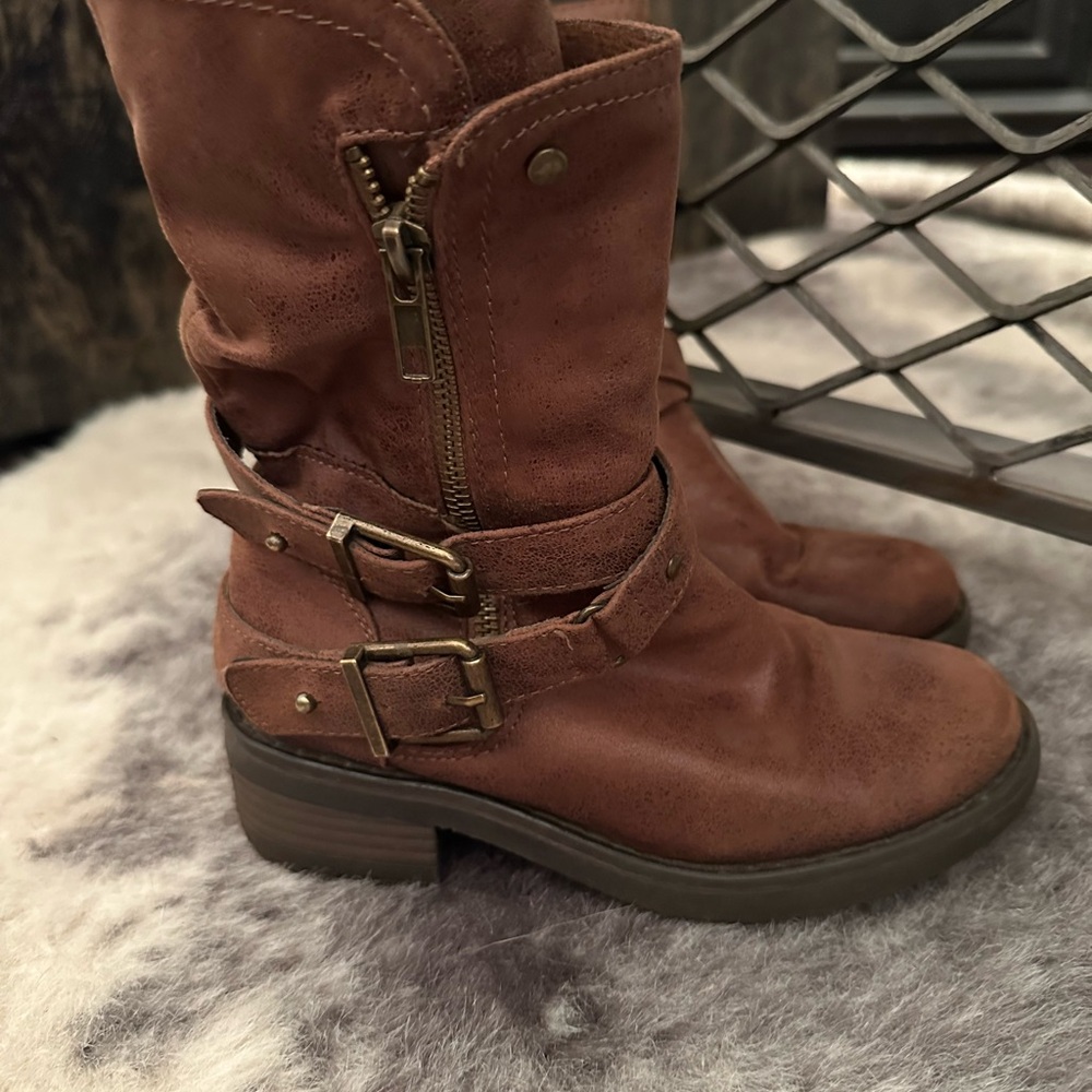 Softmoc Brown Leather Buckle Boots with Side Zip - Youth Size 13